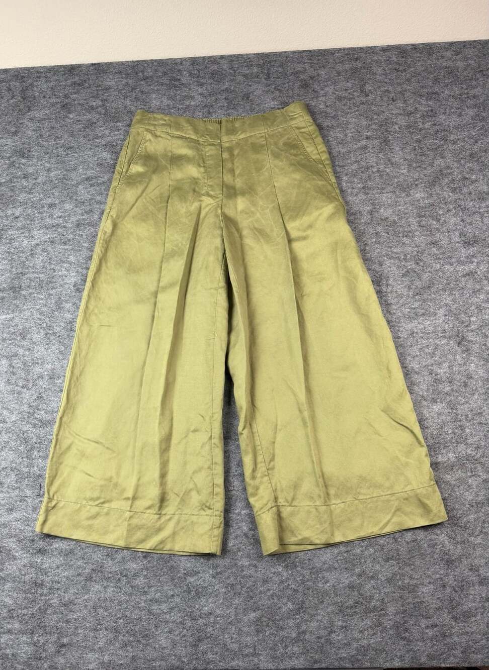 Banana Republic Wide-Leg Mid-Rise Pants Size M Green